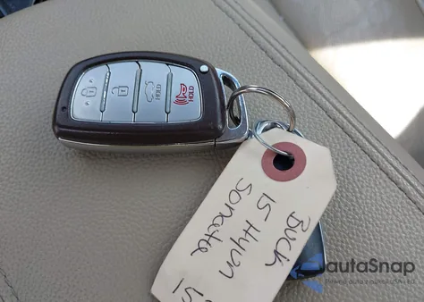 2015 Hyundai Sonata Limited z USA, uszkodzony, nr VIN 5NPE34AF0FH083416